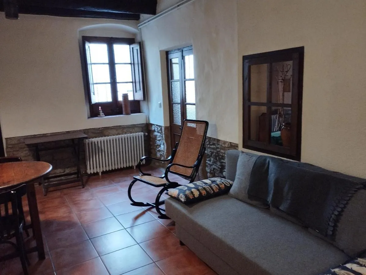 Llar Compartida El Tupi Apartment Sant Julia de Vilatorta