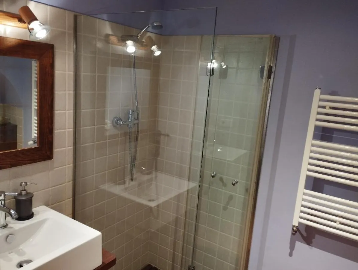 Llar Compartida El Tupi Apartment Sant Julia de Vilatorta Spain